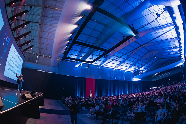 Flávio Muniz - CONTRATAR PALESTRANTE-MELHORES TEMAS PARA SEU EVENTO