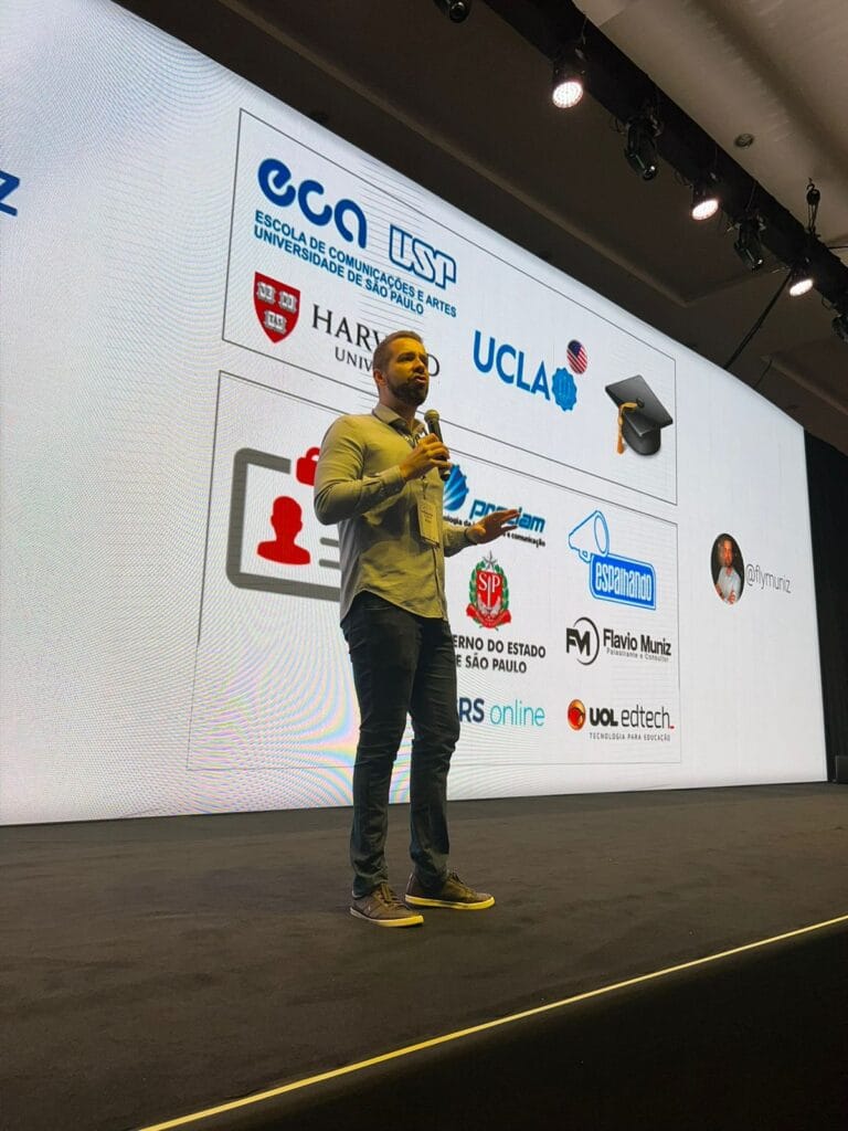 Palestrando Flavio Muniz Palestrante de Vendas Famoso e Inteligência Artificial